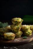 Gebackene Zucchini Bites - knusprige kleine Häppchen aus Zucchini und Parmesan