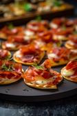 Mini-Pizzas - Kleine Snacks für Gäste