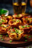 Mini-Quiches mit Speck und Frühlingszwiebeln