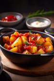 Patatas Bravas - Spanisches Kartoffelgericht